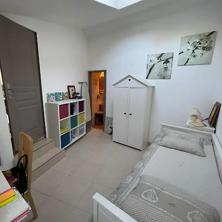 Maison Chaleureuse, Au Calme, Proche De Tout, Avec Piscine Privée